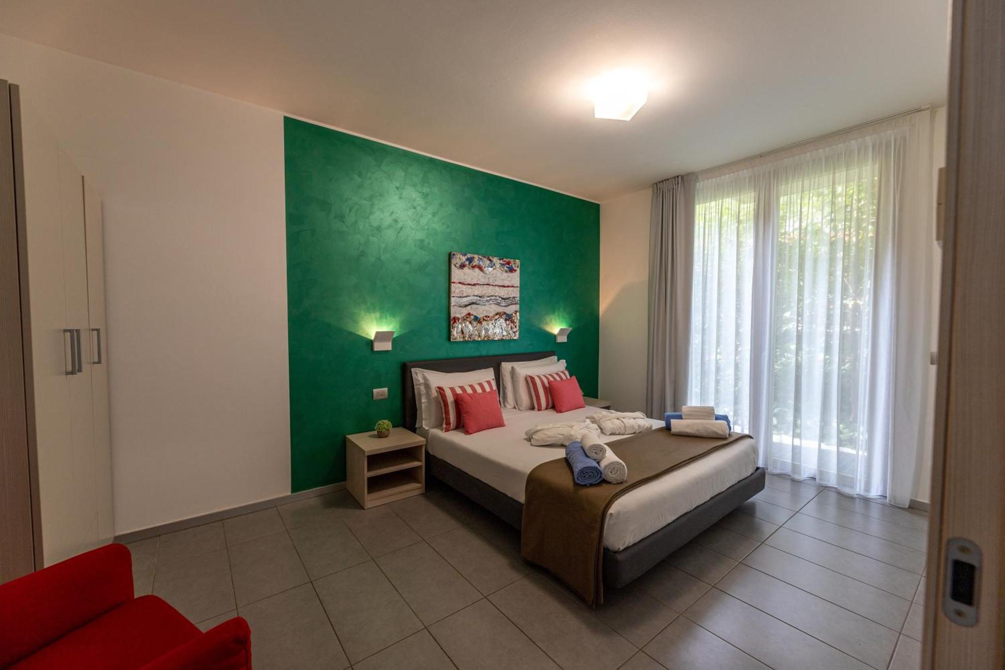 Bellagio Village- 4 Apartments By The Lake - Seasonal Warm Pool And Sauna Oliveto Lario Εξωτερικό φωτογραφία