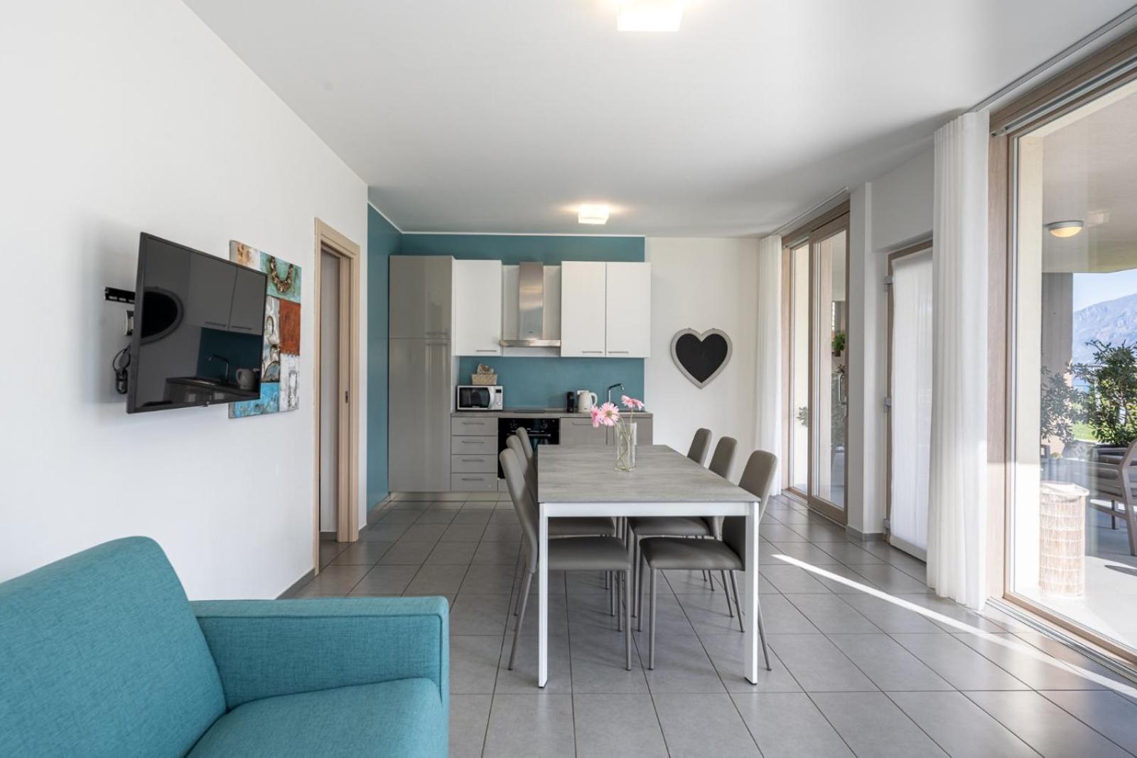 Bellagio Village- 4 Apartments By The Lake - Seasonal Warm Pool And Sauna Oliveto Lario Δωμάτιο φωτογραφία
